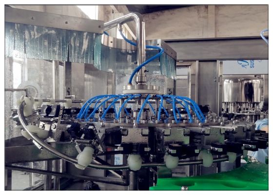 SUS304 flesje Vloeibare Drank het Vullen Machine, Sprankelende Drank het Vullen Machine leverancier