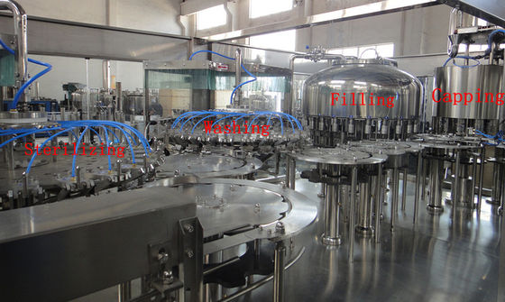vloeibare het Vullen van 4000-6000BPH Monoblock Machine/Automatische Was het Vullen het Afdekken Machine leverancier